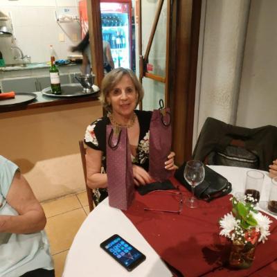 Graciela Estavillo Sorteada Con Dos Botellas De Vino